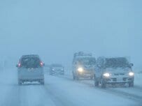 雪国の自動車「ホイールキャップの状態」に思わず二度見　まさかの現象に「世紀末感がある」