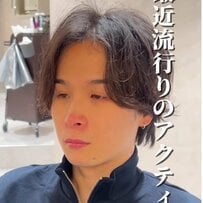 【大変身】新しい上司に髪を切るよう言われた男性がお任せヘアで大胆イメチェン！「すごく素敵です」と大反響