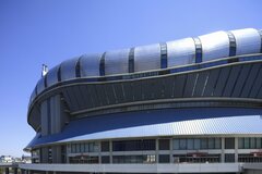 駅に到着して京セラドームを探した結果…困惑する光景に「めっちゃ笑った」「そもそも滋賀じゃない」