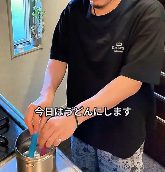 シングル父が高校生に作る「冷やし肉うどん弁当」に絶賛