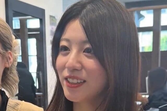 おでこの狭さに悩む「髪型迷子の女性」がプロにお任せ　まさかの仕上がりに「雰囲気全然違う」