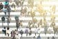 日本はだんだん不幸になっている!? 世界幸福度報告2019に見る日本社会の姿