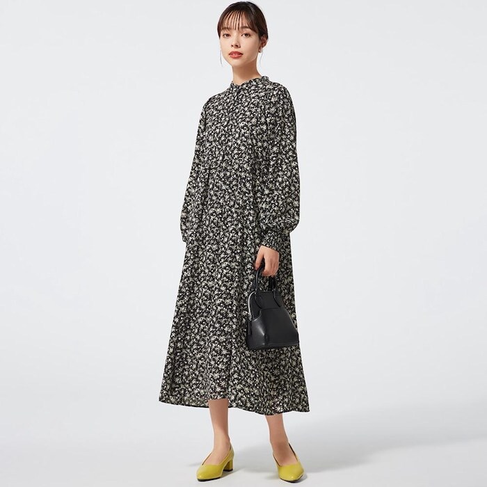 出所：GU公式ファッション通販サイト フラワープリントボリュームスリーブワンピース(長袖) 