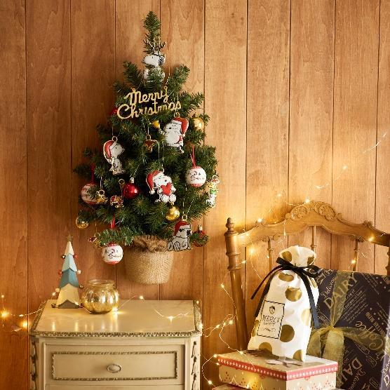 出所：株式会社千趣会『お気に入りのキャラクターのアイテムでクリスマスを祝おう！　「スヌーピー」「トムとジェリー」新作アイテム　11月1日（水）より販売開始』(c) 2023 Peanuts Worldwide LLC