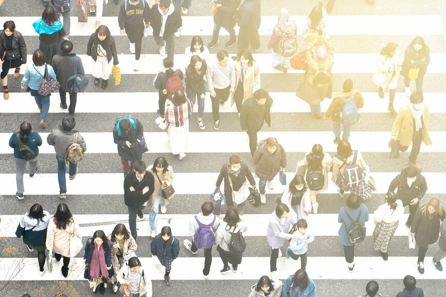 日本はだんだん不幸になっている!? 世界幸福度報告2019に見る日本社会の姿