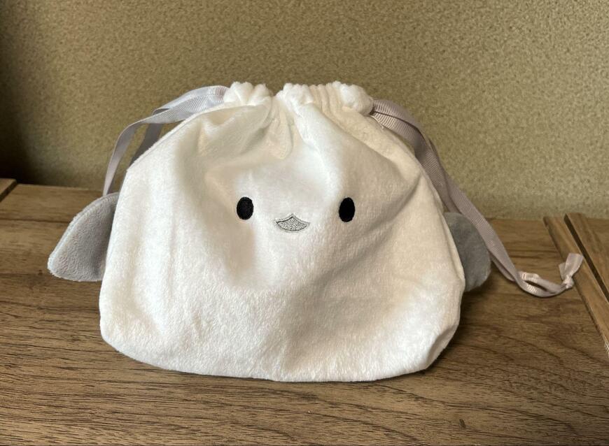 ダイソー、シマエナガ巾着の画像