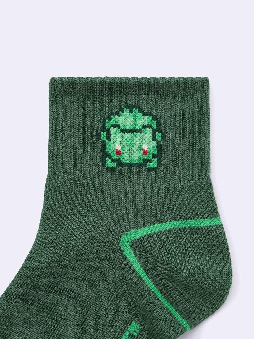 GU公式 ソックス Pokemon