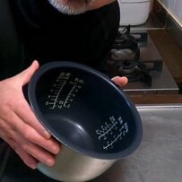 【父ちゃん弁当】娘の成人をお祝い！ふっくら綺麗に炊き上げたお赤飯に豪華なおかずを詰めた「お赤飯弁当」がたまらない！