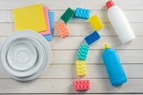 台所用スポンジの交換頻度「月に1回」は多い・少ないどっち？リアルな声を徹底リサーチ【LIMO独自調査】