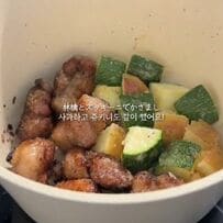 妻が夫に作る「具沢山の酢豚弁当」がおいしそう…　カラフルな一品がたまらない
