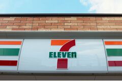 【セブン-イレブン新作】一部地域限定！ 新作スイーツ「７Ｐ豆腐スイーツバーガトーショコラ」に注目です