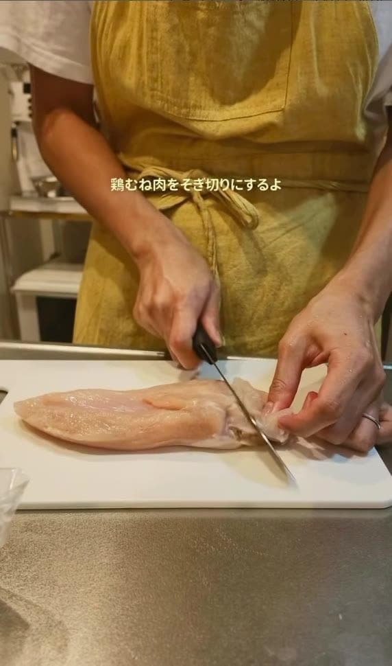 【夫弁当】妻が夫のために作り続ける、ふわふわチキンカツ弁当が美味しそう