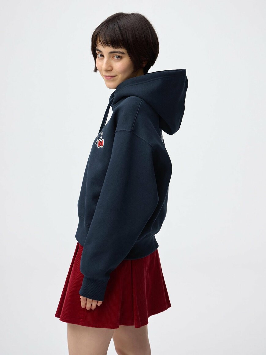 出所：GU公式　ヘビーウェイトスウェットショートパーカ