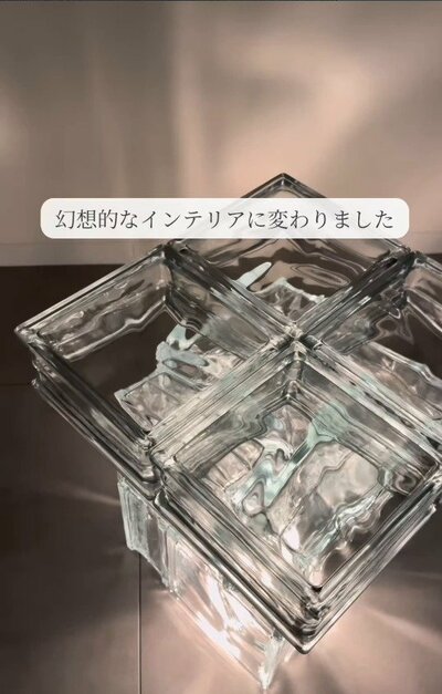夜はライトで幻想的な雰囲気に