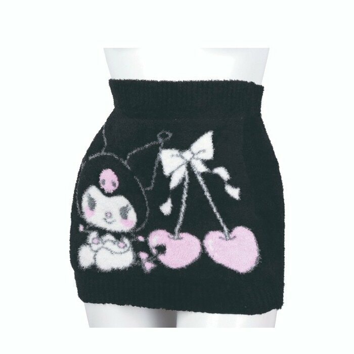 黒地にチェリーと並んだクロミがキュートなデザイン