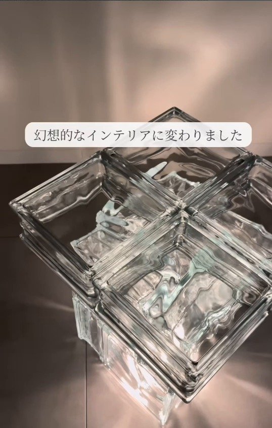 夜はライトで幻想的な雰囲気に