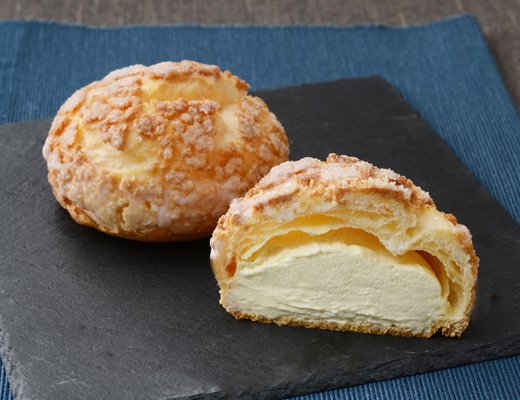 ローソンの新商品:まるでメロンパンみたいなシュー