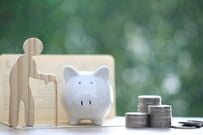 年金生活者支援給付金の対象者と支給額は？国民年金・厚生年金の平均受給額を一覧表で見る