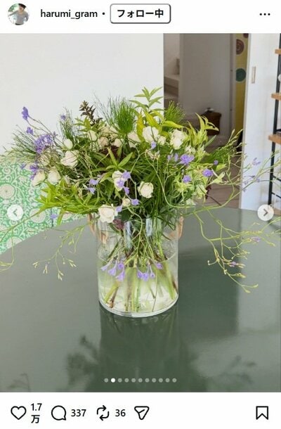 栗原はるみのInstagram投稿（会社からもらった花束）