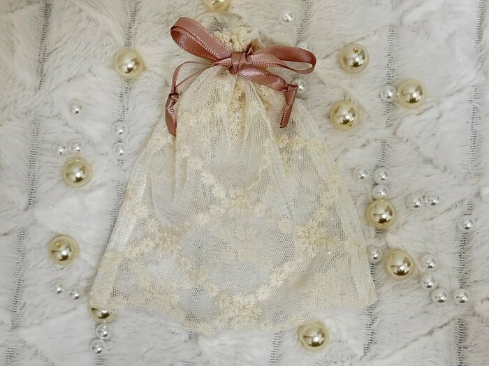 落ち着いたベージュで、大人かわいい雰囲気