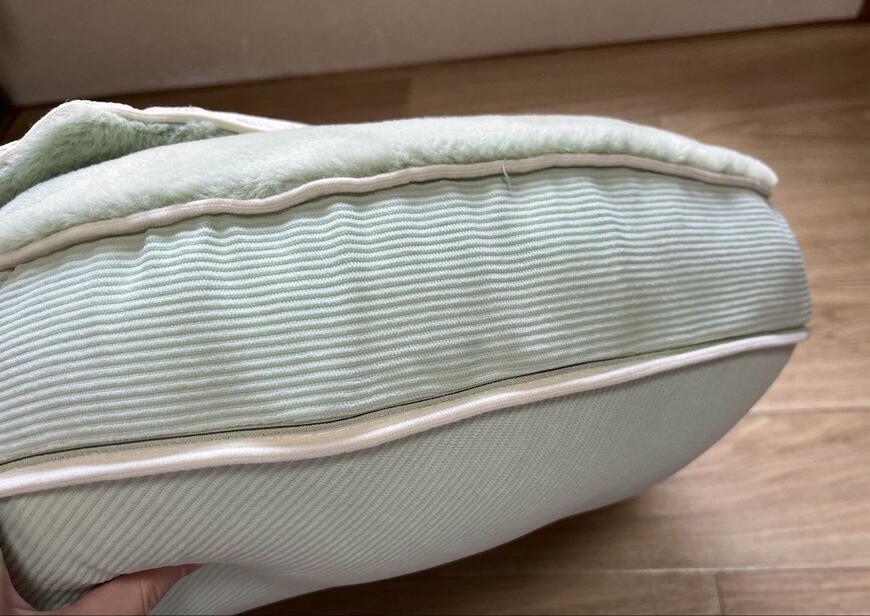 筆者撮影（NOLANROSS、もぐりこめる極上の時間。一度もぐると抜け出せないクッション【arrr】）