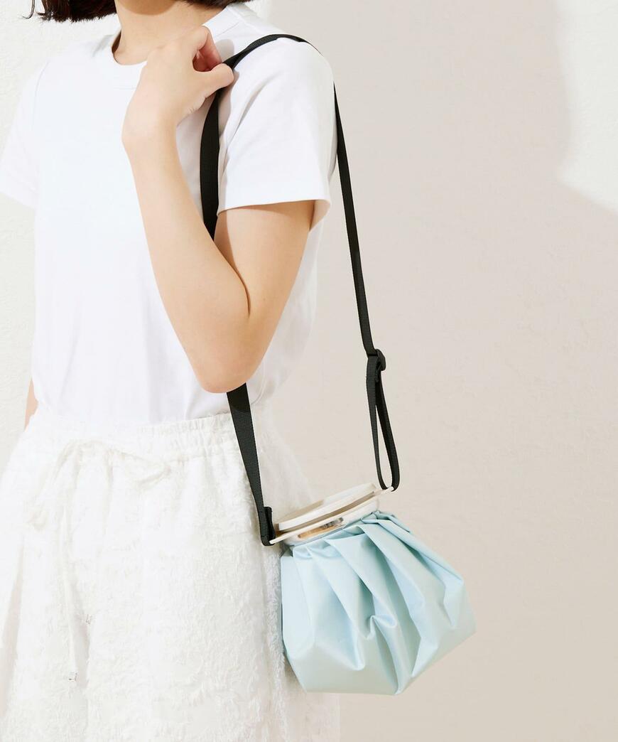 3COINS、ショルダー付氷のう画像