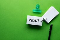 NISAつみたて投資枠、毎月いくら積み立てる？《毎月3万円×20年で期待値をシミュレーション》積立額の決め方と「複利効果」「時間分散」を解説