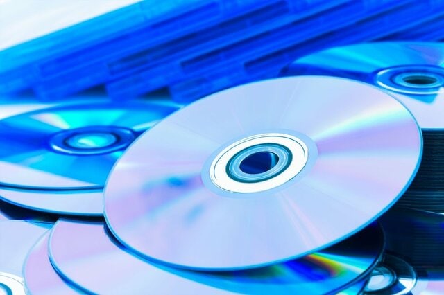 バッファローがBDドライブ事業から撤退「最後の砦陥落」に衝撃。終焉に加速するBD市場の栄華と衰退