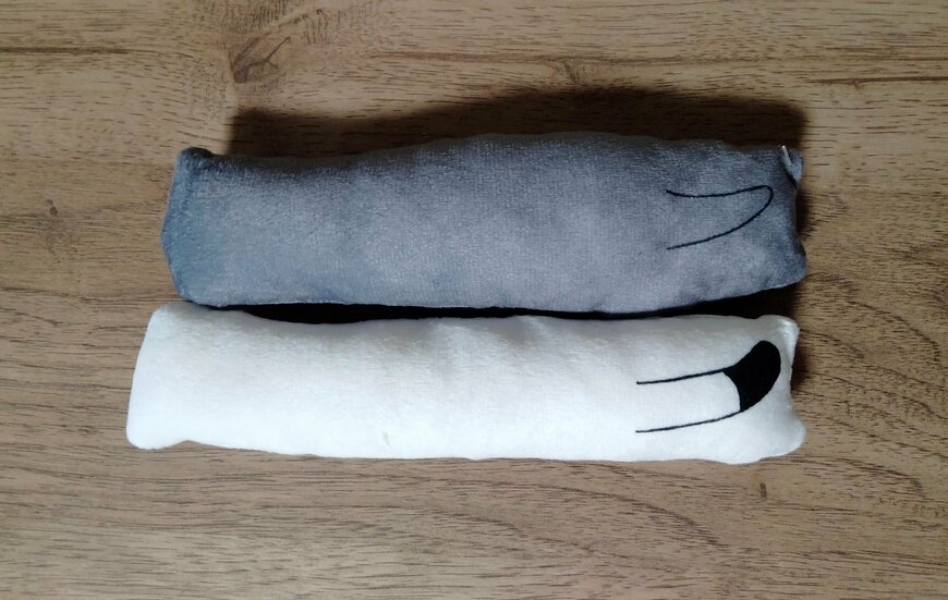 筆者撮影（セリア、ペットのおもちゃ おこじょ・カワウソ）