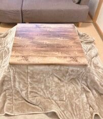 【こたつDIY】リメイクシートを貼っただけのこたつ天板→カフェ板を使って重厚感のある〈美しい天板〉に作り替える！
