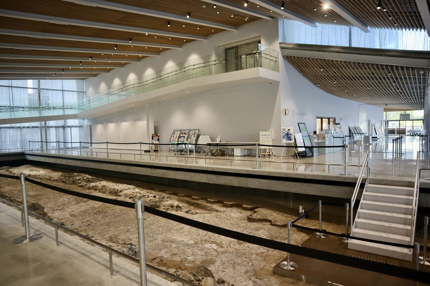 画像出所：戦国時代末期の道と石垣の遺構（筆者撮影）