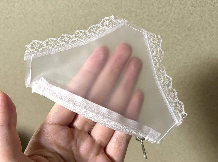 筆者撮影（キャンドゥ、パンツポーチ）