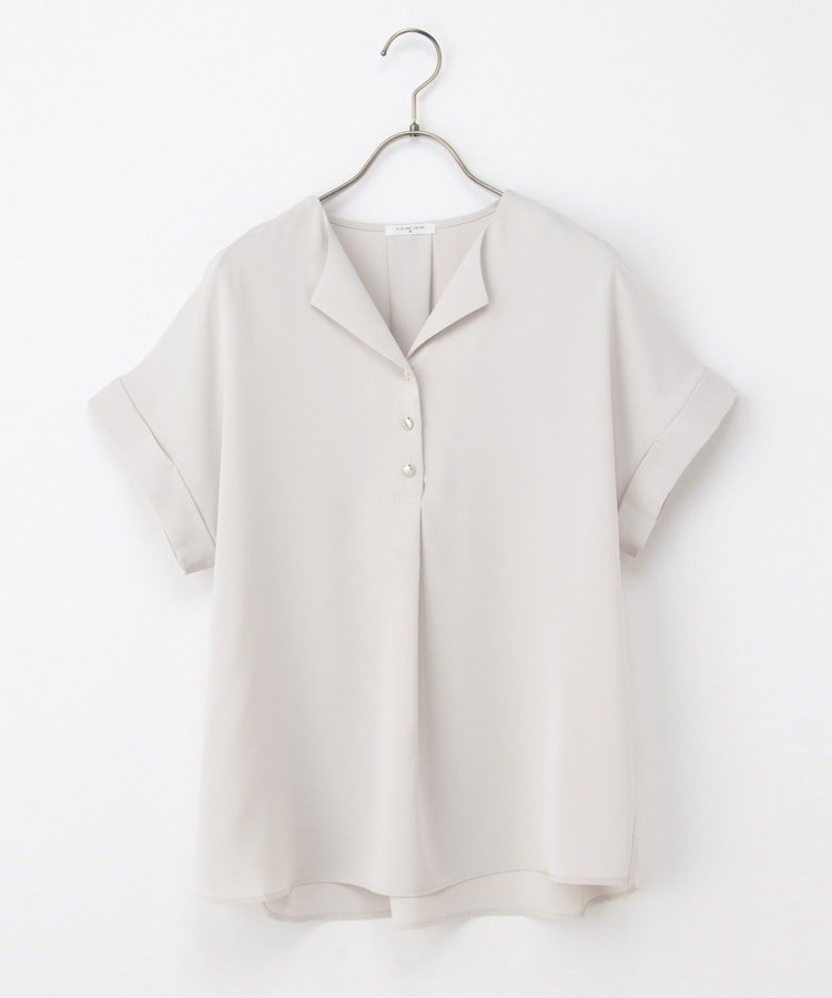 出所：ハニーズ公式　開襟ブラウス