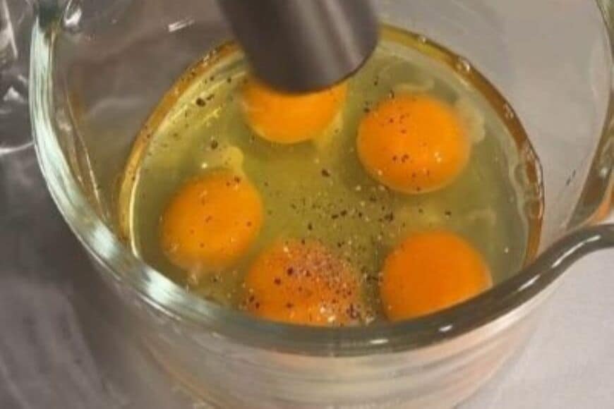 「27歳会社員女性」が作る節約弁当がたまらない…　1食180円で完成する一品に「おいしそう」