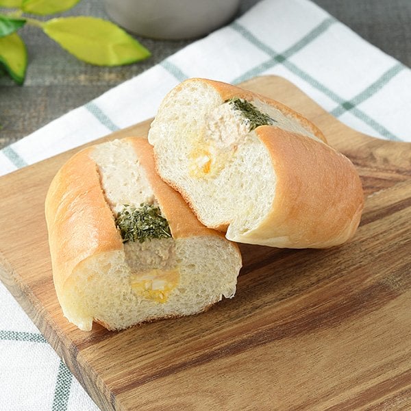 ファミリーマートの新商品:生コッペパン(ツナ&たまご)