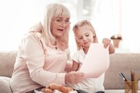 「可愛い。でも疲れる…」孫たちがやってくるのを手放しでは喜べない祖父母たちの心の声