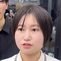 「大人っぽくなりたい」自分に似合うショートになりたい女性　人生初パーマに「めちゃくちゃいいです！」と笑顔が爆発