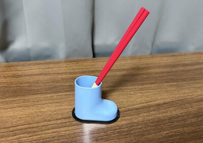 セリア、ながぐつ ペンスタンド商品画像