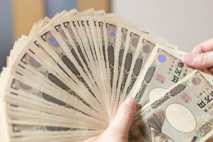 厚生年金・国民年金の平均年金月額、60歳～90歳以上”ふつうの人”「もらえる平均はいくら？」