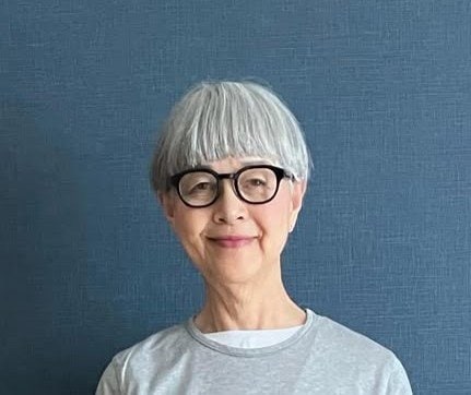 【70代マダム】無印良品「白ワンピース」おしゃれ上級者の着こなしが勉強になる！「見習います」「可愛い組み合わせ」の声