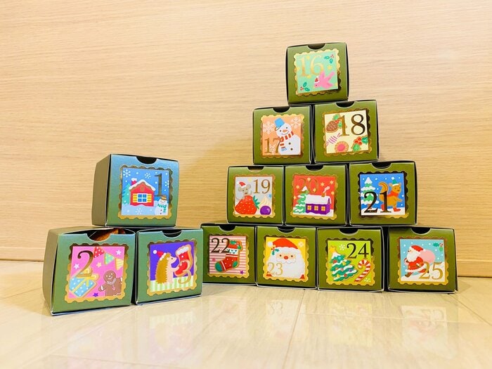 ボックスを積み上げると、お部屋をかわいくクリスマスムードに!