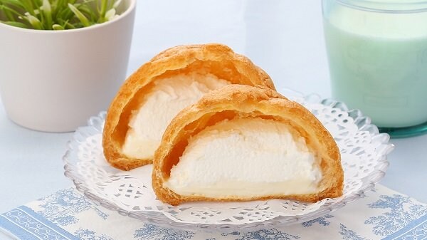 ローソンストア00の新商品:ツインシュー レアチーズ&ホイップ