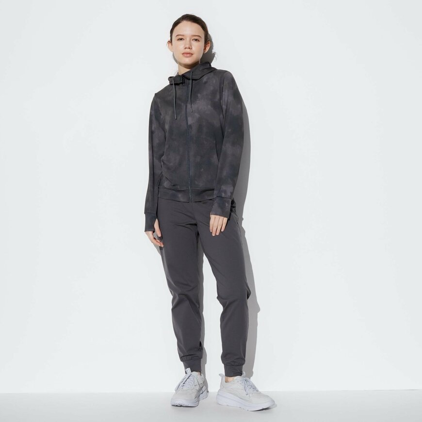 出所：ユニクロ公式　エアリズムUVカットメッシュフルジッププリントパーカ（長袖）