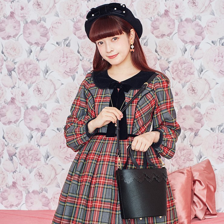 出所：しまむら公式オンラインストア　バケツ型バッグ（青木美沙子） ブラック