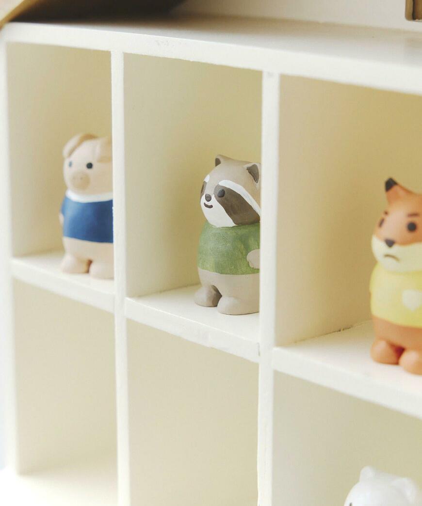 salut!、おうち引き出し付きコレクションラックの画像