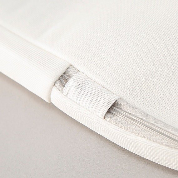 出所：株式会社ニトリホールディング　カーテン用洗濯ネット（40X60）