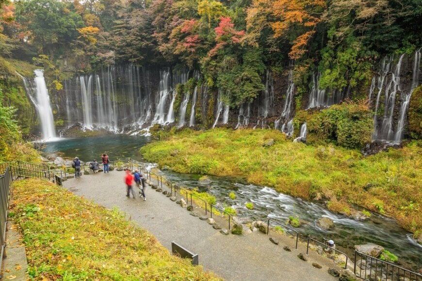 静岡県の白糸の滝