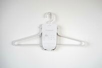 【3COINS】冬の部屋干しストレス解消！「フードが乾くハンガー」《購入レビュー》