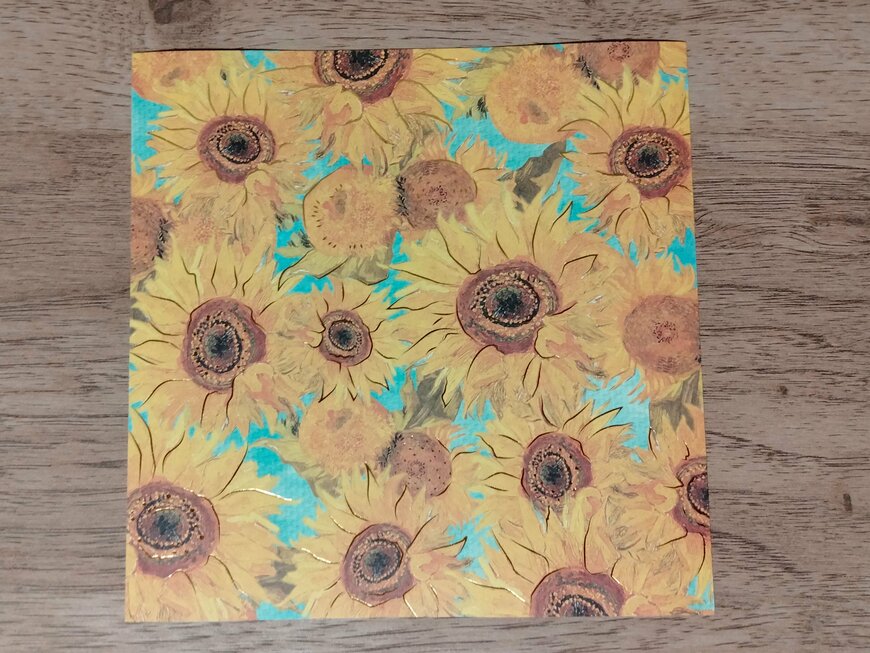 筆者撮影（セリア、デザインペーパー ゴッホ）