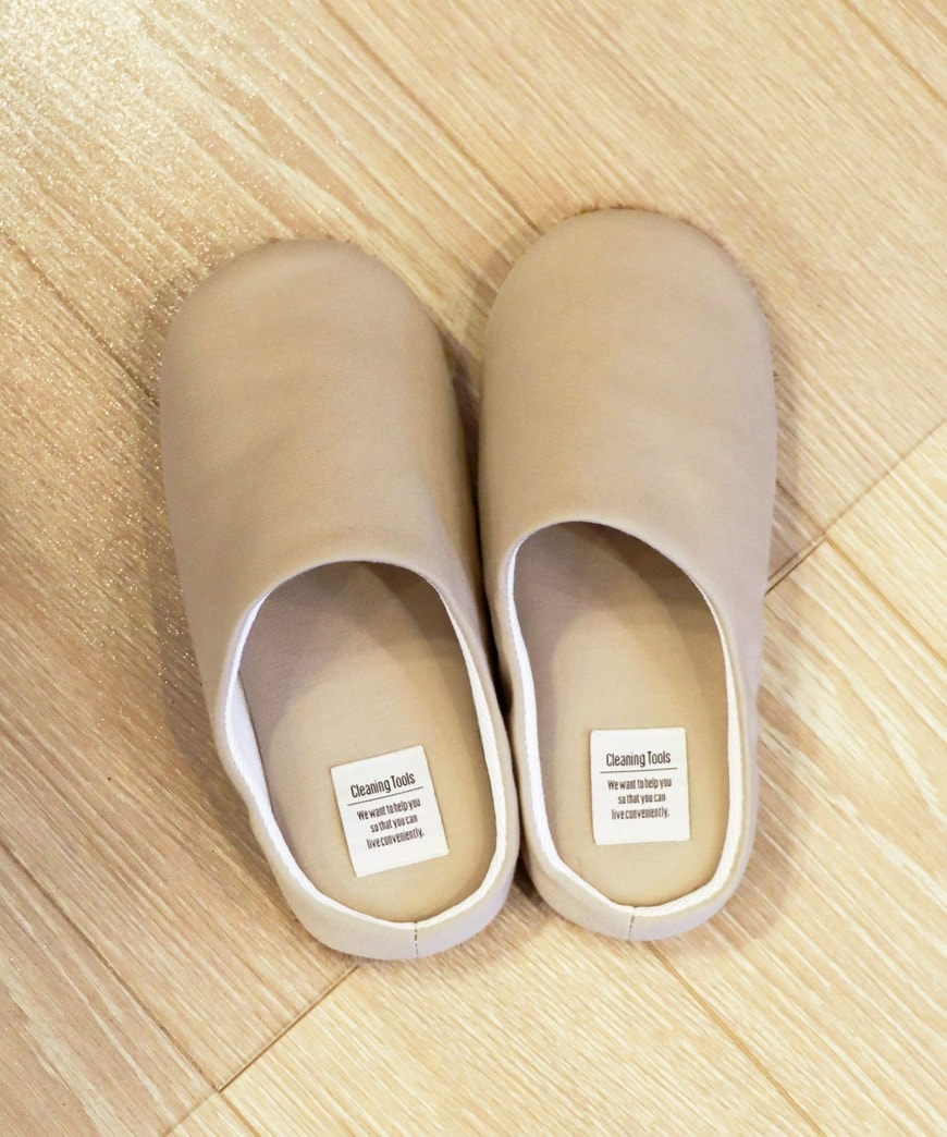 出所：パルグループ公式ファッション通販サイト 3COINS【年末の大掃除アイテム】お掃除スリッパ